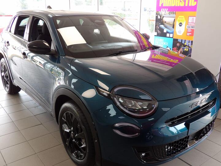 Fiat 600 1.2 Hybrid Sport E-DCT Euro 6 (s/s) 5dr