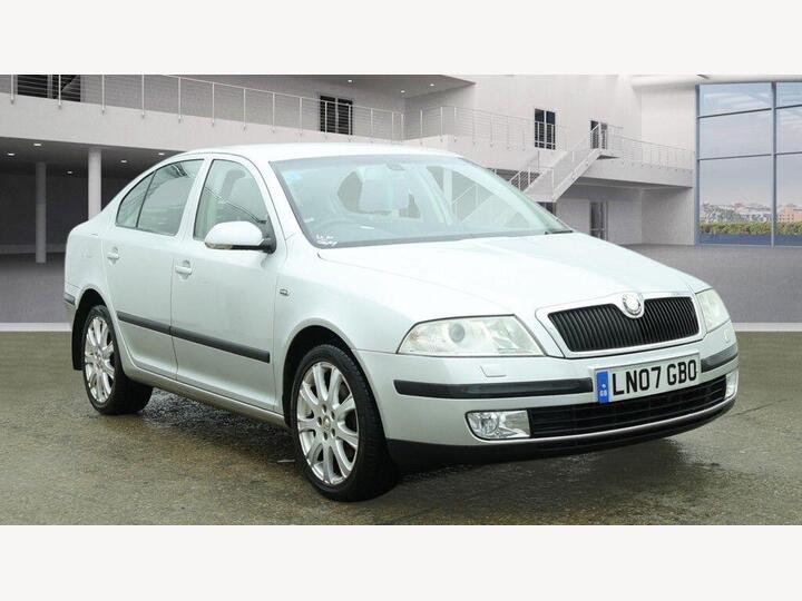 Skoda Octavia 2.0 FSI Laurin & Klement Tiptronic Euro 4 5dr