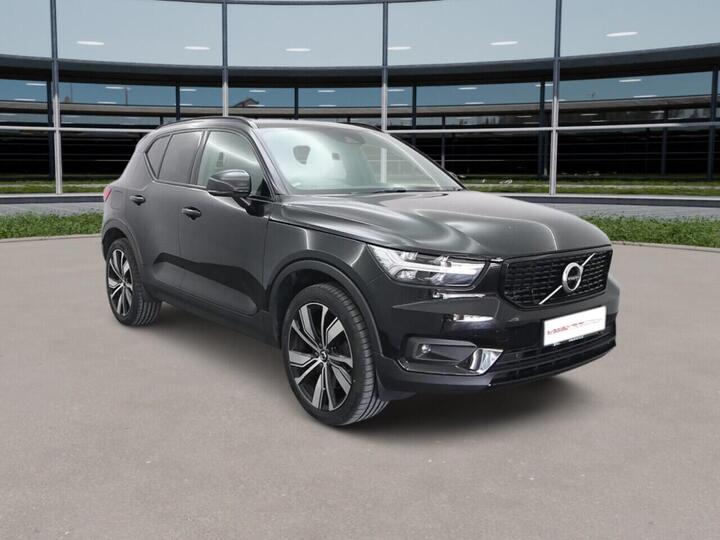 Volvo XC40 1.5h T5 Recharge 10.7kWh Ultimate Dark Auto Euro 6 (s/s) 5dr