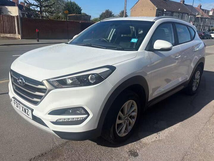 Hyundai TUCSON 1.7 CRDi Blue Drive SE Nav Euro 6 (s/s) 5dr