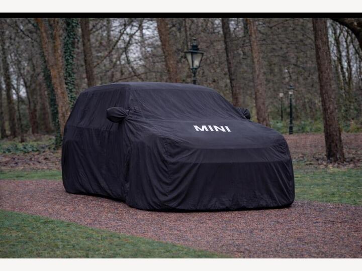 MINI Countryman 1.5 10kWh Cooper SE Sport Auto ALL4 Euro 6 (s/s) 5dr