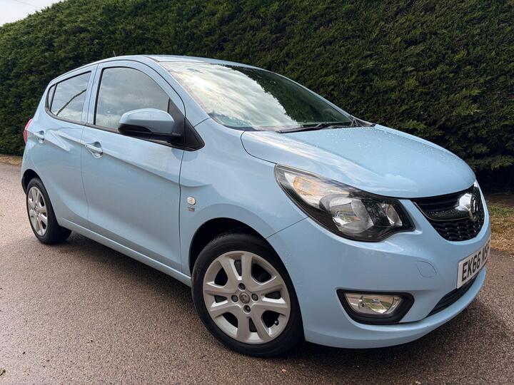 Vauxhall Viva 1.0i SE Euro 6 5dr (a/c) Vauxhall Viva 1.0i SE Euro 6 5dr (a/c)