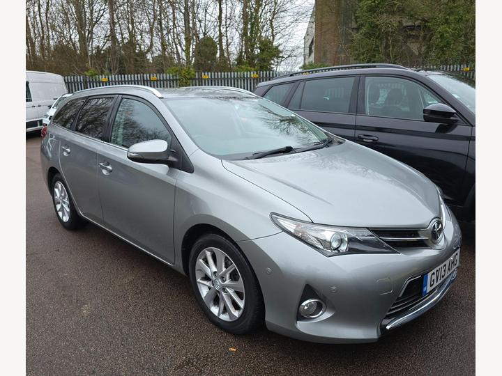 Toyota Auris 1.4 D-4D Excel Touring Sports Euro 5 (s/s) 5dr