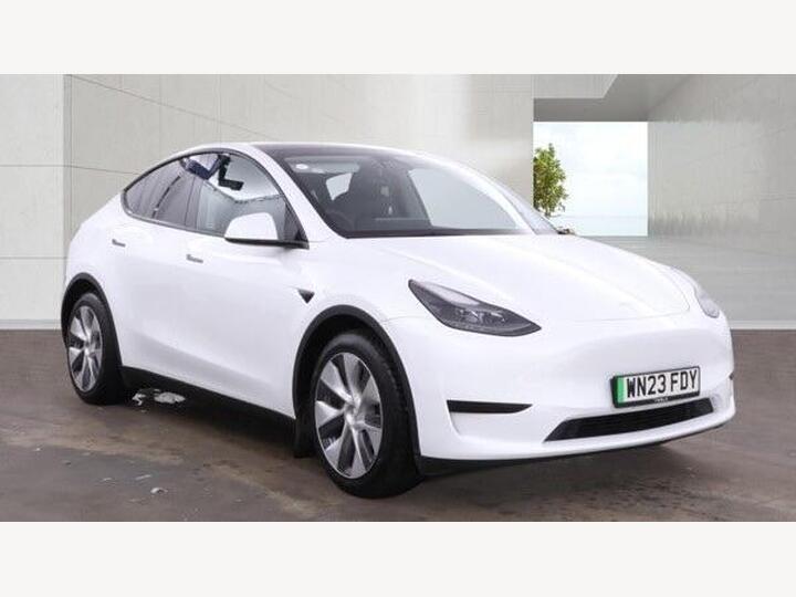 Tesla Model Y Auto RWD 5dr