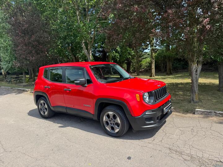 Jeep Renegade 1.6 E-TorQ Sport Euro 6 (s/s) 5dr Jeep Renegade 1.6 E-TorQ Sport Euro 6 (s/s) 5dr