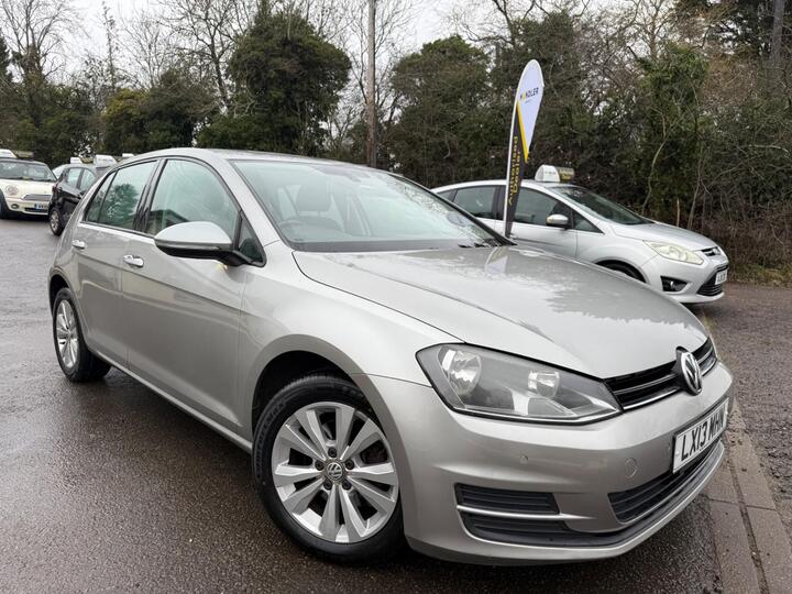 Volkswagen Golf 1.6 TDI BlueMotion Tech SE DSG Euro 5 (s/s) 5dr