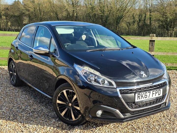 Peugeot 208 1.2 PureTech Allure Premium Euro 6 5dr