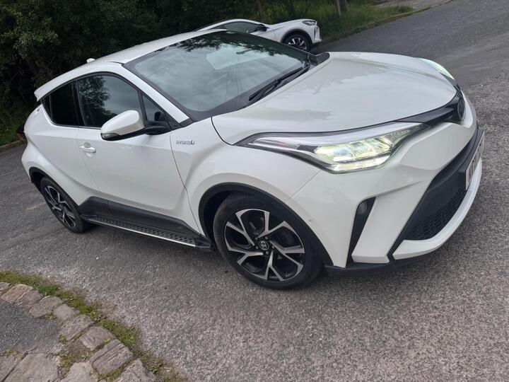 Toyota C-HR 1.8 VVT-h Design CVT Euro 6 (s/s) 5dr Toyota C-HR 1.8 VVT-h Design CVT Euro 6 (s/s) 5dr