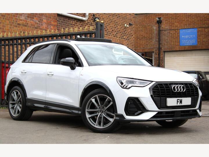 Audi Q3 1.5 TFSI CoD 35 Black Edition S Tronic Euro 6 (s/s) 5dr