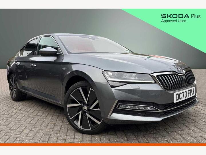 Skoda Superb 2.0 TSI Laurin & Klement DSG Euro 6 (s/s) 5dr Skoda Superb 2.0 TSI Laurin & Klement DSG Euro 6 (s/s) 5dr