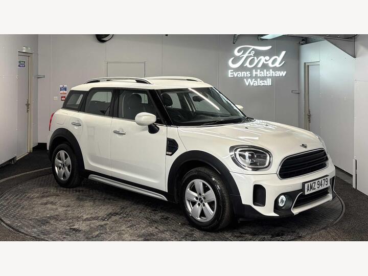 MINI COUNTRYMAN HATCHBACK 1.5 Cooper Classic Steptronic Euro 6 (s/s) 5dr