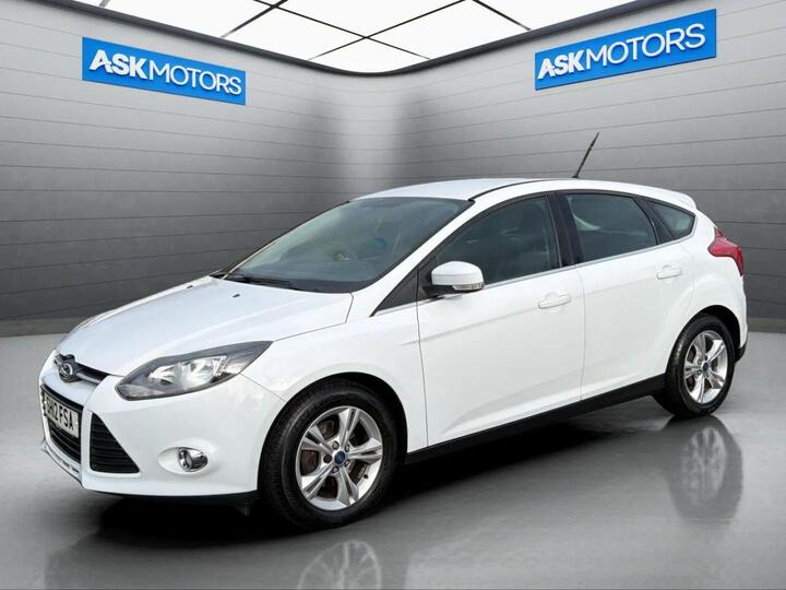 Ford FOCUS 1.6 Zetec Euro 5 5dr