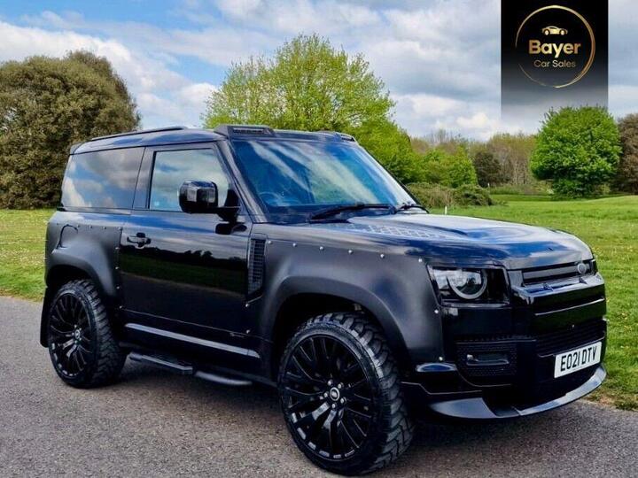 Land Rover DEFENDER 2.0 P300 X-Dynamic SE Auto 4WD Euro 6 (s/s) 3dr Land Rover DEFENDER 2.0 P300 X-Dynamic SE Auto 4WD Euro 6 (s/s) 3dr
