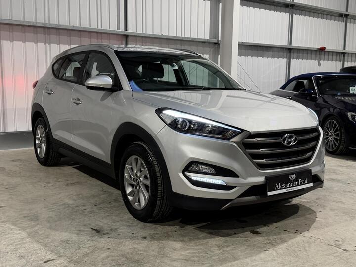 Hyundai TUCSON 1.7 CRDi Blue Drive SE DCT Euro 6 (s/s) 5dr
