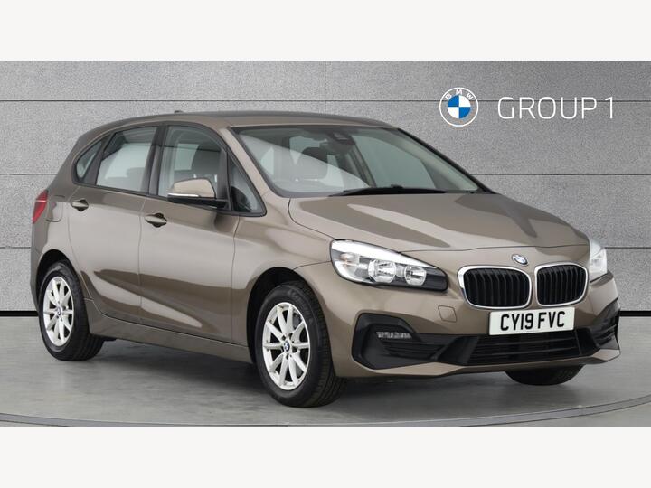BMW 2 Series Active Tourer 2.0 220d SE Auto XDrive Euro 6 (s/s) 5dr BMW 2 Series Active Tourer 2.0 220d SE Auto XDrive Euro 6 (s/s) 5dr