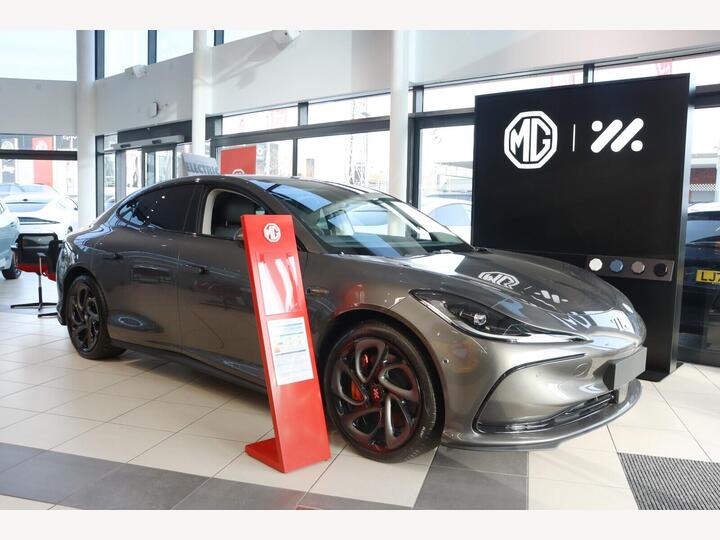 MG Im5 100kWh Performance Saloon Auto 4WD 5dr
