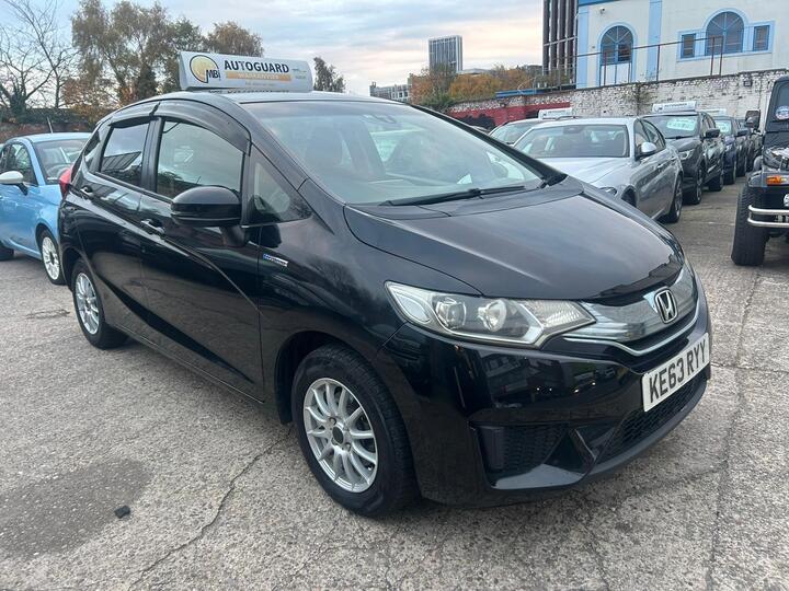 Honda Fit 1.5 PETROL HYBRID