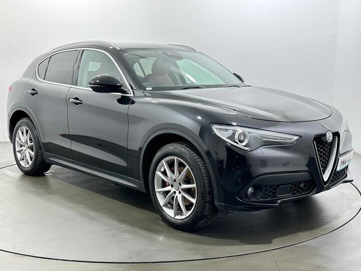 Alfa Romeo Stelvio 2.2 TD Speciale Auto Q4 AWD Euro 6 (s/s) 5dr Alfa Romeo Stelvio 2.2 TD Speciale Auto Q4 AWD Euro 6 (s/s) 5dr