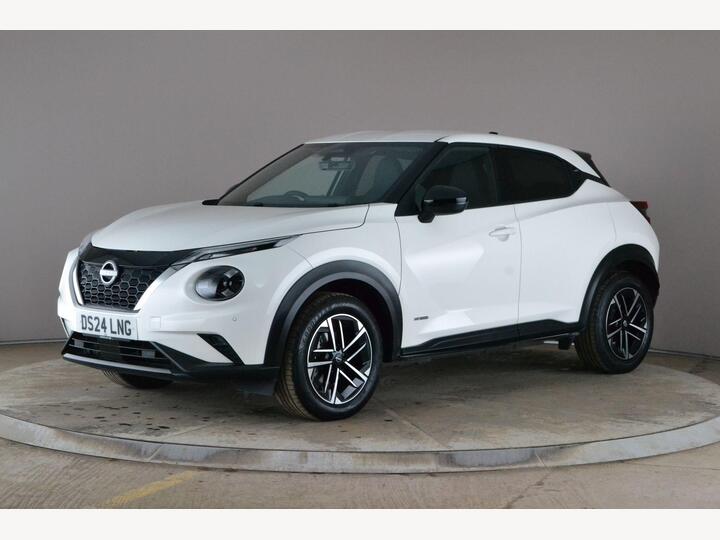 Nissan Juke 1.6 N-Connecta Auto Euro 6 5dr