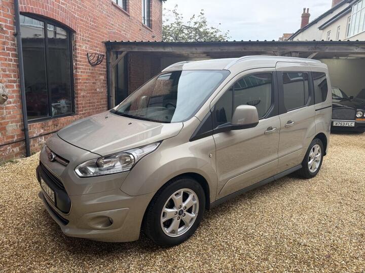 Ford TOURNEO CONNECT DIESEL MPV 1.5 TDCi Titanium Euro 6 5dr