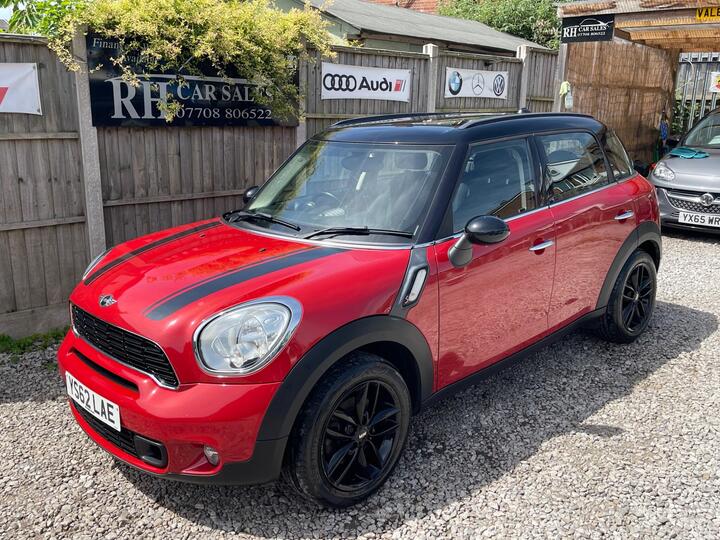 MINI Countryman 2.0 Cooper SD Euro 5 (s/s) 5dr MINI Countryman 2.0 Cooper SD Euro 5 (s/s) 5dr