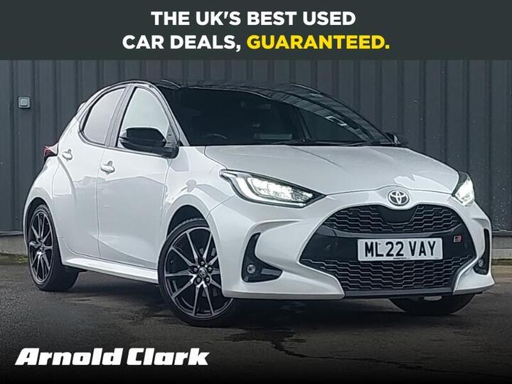 Toyota Yaris 1.5 VVT-h GR SPORT E-CVT Euro 6 (s/s) 5dr Toyota Yaris 1.5 VVT-h GR SPORT E-CVT Euro 6 (s/s) 5dr