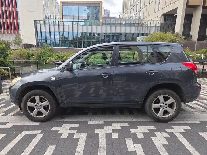 Toyota RAV4 2.2 D-4D XT4 4WD 5dr