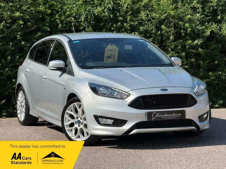 Ford Focus 1.5T EcoBoost ST-Line Euro 6 (s/s) 5dr