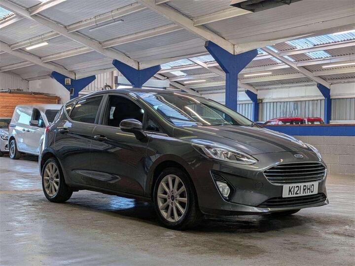 Ford Fiesta 1.0T EcoBoost Titanium Euro 6 (s/s) 5dr