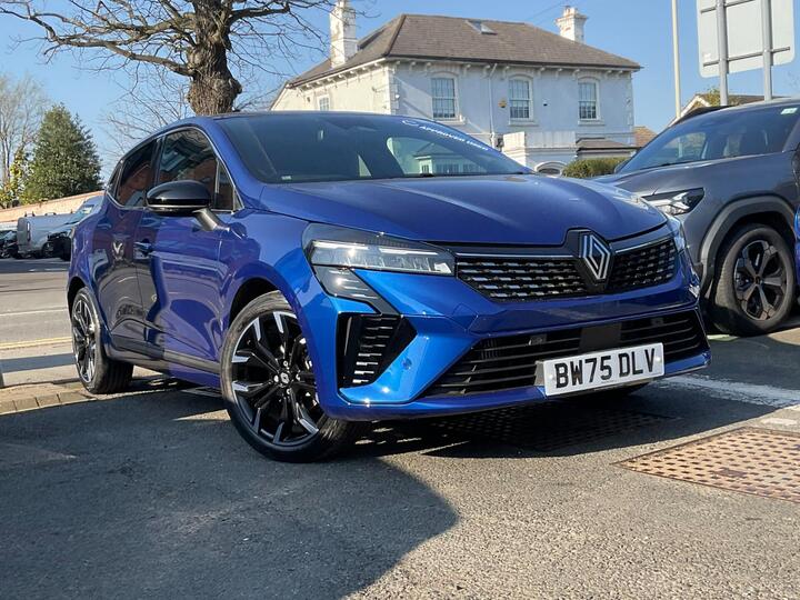 Renault Clio 1.0 TCe Techno Euro 6 (s/s) 5dr Renault Clio 1.0 TCe Techno Euro 6 (s/s) 5dr