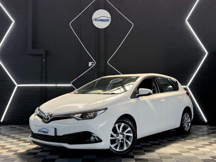 Toyota AURIS 1.6 D-4D Icon Euro 6 (s/s) 5dr