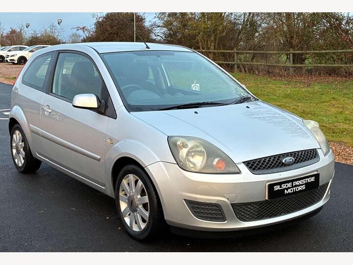 Ford FIESTA 1.25 Silver 3dr