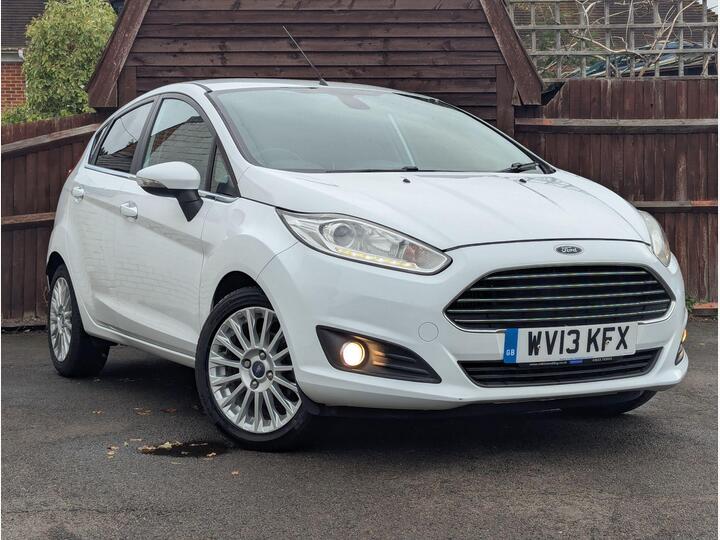 Ford Fiesta 1.0T EcoBoost Titanium Euro 5 (s/s) 5dr