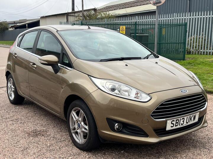 Ford Fiesta 1.0 Zetec Euro 5 (s/s) 5dr