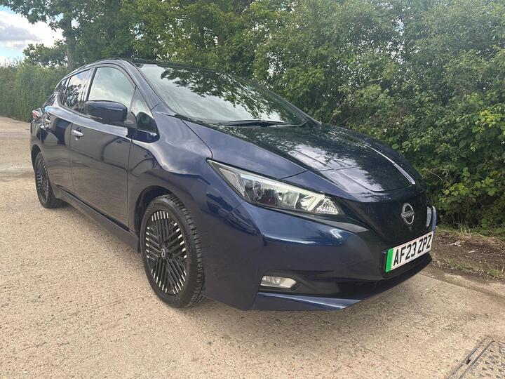 Nissan Leaf 39kWh N-Connecta Auto 5dr
