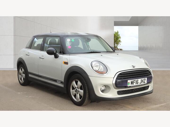 MINI Hatch 1.5 Cooper D Euro 6 (s/s) 5dr