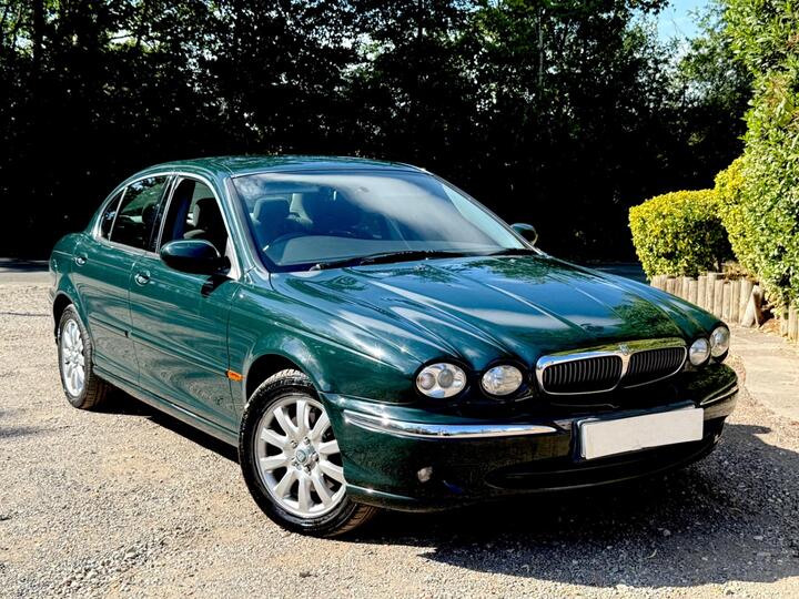 Jaguar X-Type 2.5 V6 (AWD) 4dr Jaguar X-Type 2.5 V6 (AWD) 4dr