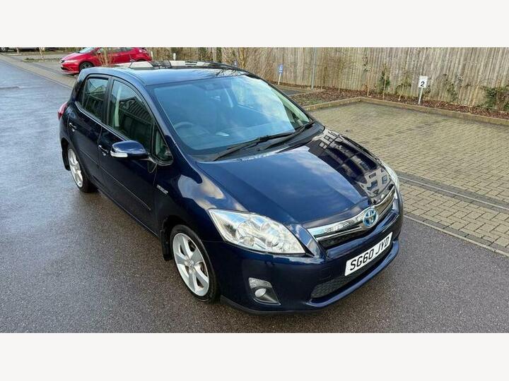 Toyota Auris 1.8 VVT-h T4 CVT Euro 5 (s/s) 5dr