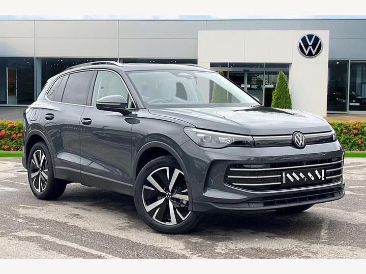 Volkswagen Tiguan 1.5 ETSI MHEV Elegance DSG Euro 6 (s/s) 5dr