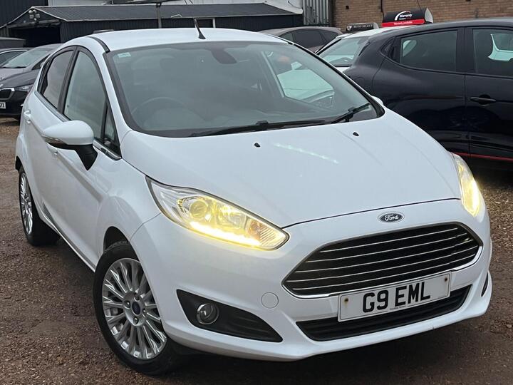 Ford Fiesta 1.0T EcoBoost Titanium Euro 5 (s/s) 5dr