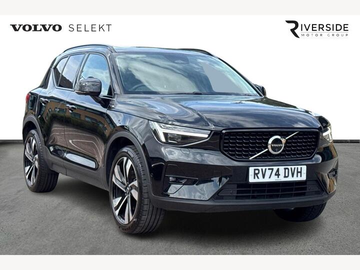 Volvo XC40 2.0 B3 MHEV Ultra Dark DCT Auto Euro 6 (s/s) 5dr