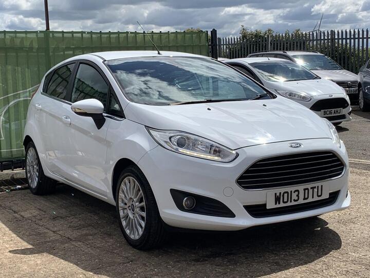 Ford FIESTA 1.0 Titanium Euro 5 (s/s) 5dr