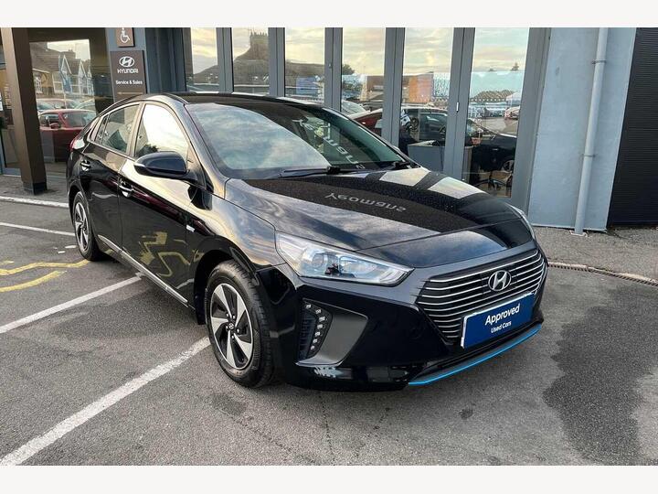 Hyundai IONIQ 1.6 H-GDi SE DCT Euro 6 (s/s) 5dr Hyundai IONIQ 1.6 H-GDi SE DCT Euro 6 (s/s) 5dr