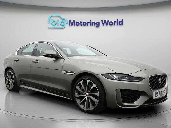 Jaguar XE 2.0 P300i R-Dynamic HSE Auto AWD Euro 6 (s/s) 4dr