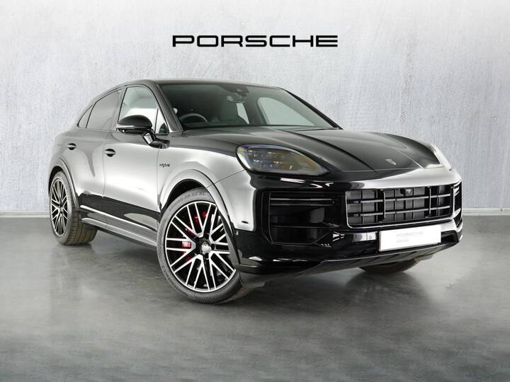 Porsche Cayenne 4.0 V8 E-Hybrid 25.9kWh Turbo TiptronicS 4WD Euro 6 (s/s) 5dr Porsche Cayenne 4.0 V8 E-Hybrid 25.9kWh Turbo TiptronicS 4WD Euro 6 (s/s) 5dr
