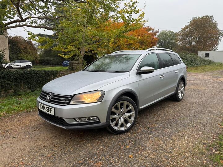 Volkswagen Passat 2.0 TDI BlueMotion Tech Alltrack DSG 4Motion Euro 5 (s/s) 5dr