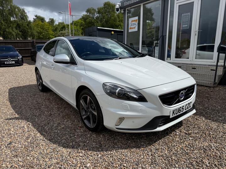 Volvo V40 2.0 D2 R-Design Nav Auto Euro 6 (s/s) 5dr