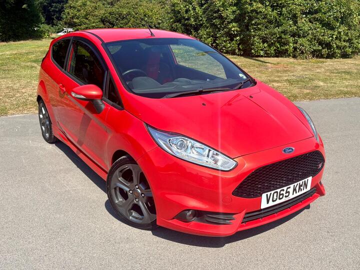 Ford Fiesta 1.6T EcoBoost ST-2 Euro 6 3dr