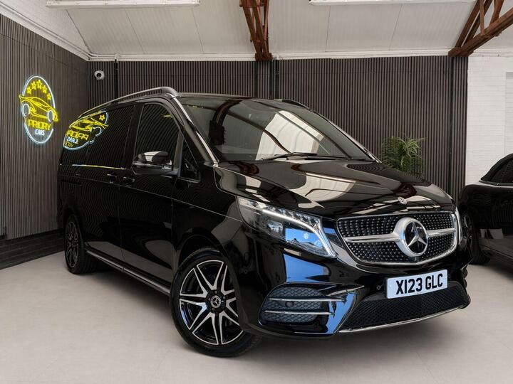 Mercedes-Benz V-CLASS 2.0 V300d AMG Line G-Tronic+ Euro 6 (s/s) 5dr LWB Mercedes-Benz V-CLASS 2.0 V300d AMG Line G-Tronic+ Euro 6 (s/s) 5dr LWB