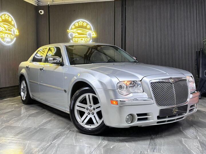 Chrysler 300C 3.0 CRD V6 4dr